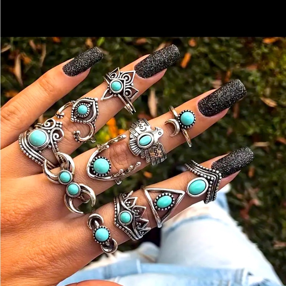 COPY - 11 Pcs Exaggerated Turquoise Finger Ring Vintage Style stackable rings.